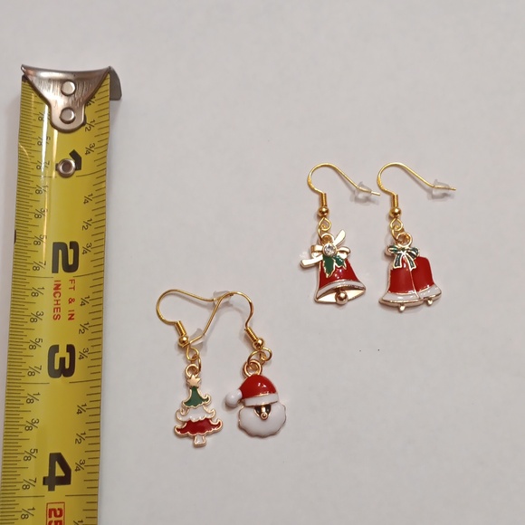 NWT Bundle of Two Pairs of Adorable Gold Dangling Christmas Earrings!! - Picture 3 of 4